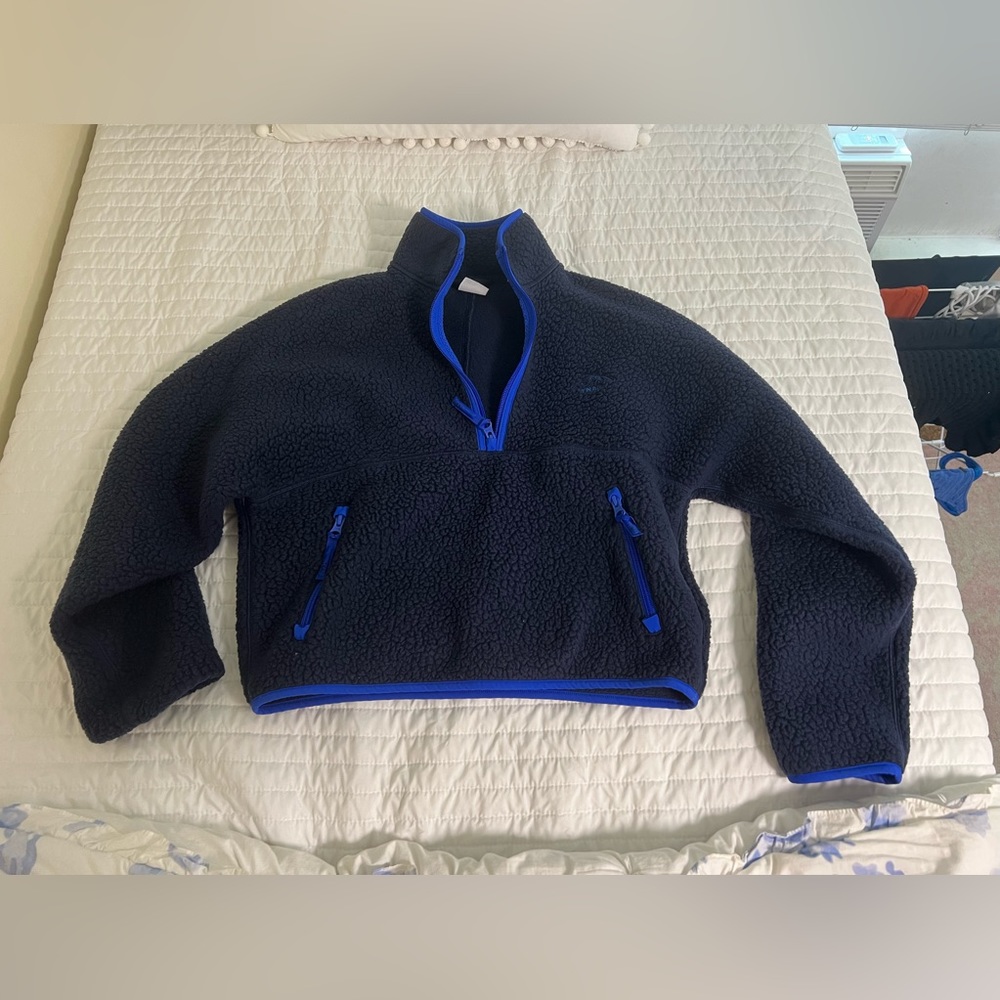 Aritzia Womens Polartec Half Zip